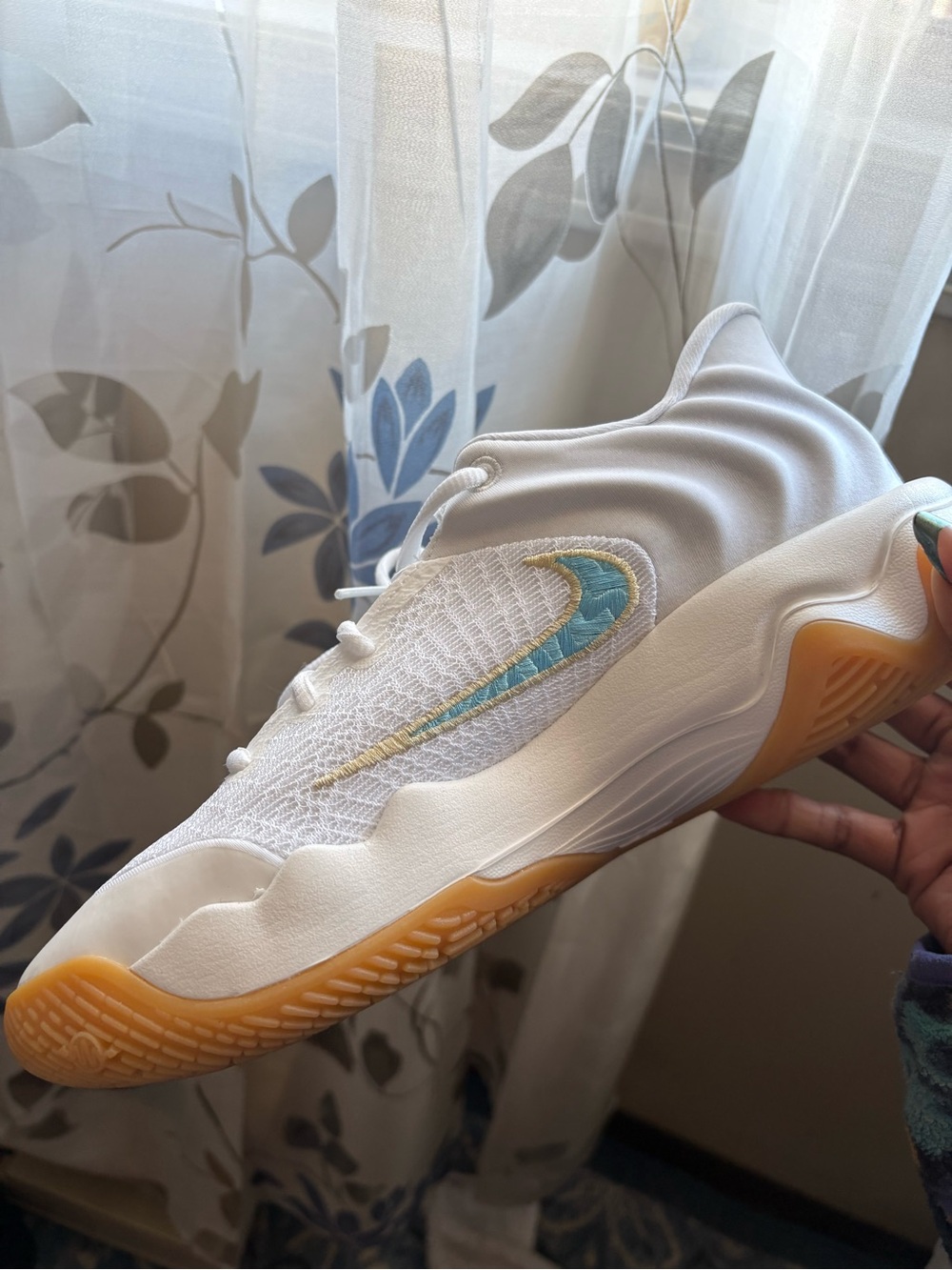 Nike Giannis Immortality 4 basketball shoes - Picture 6 of 7